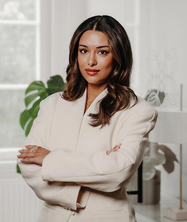 Elnaz Mohebali