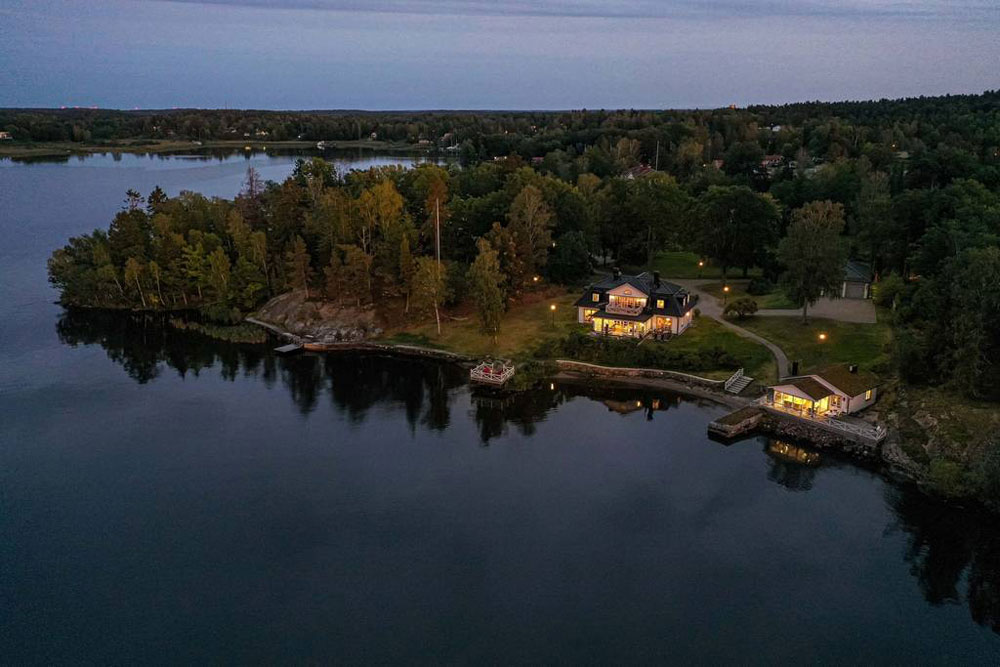 Fastighet i Mälarbaden